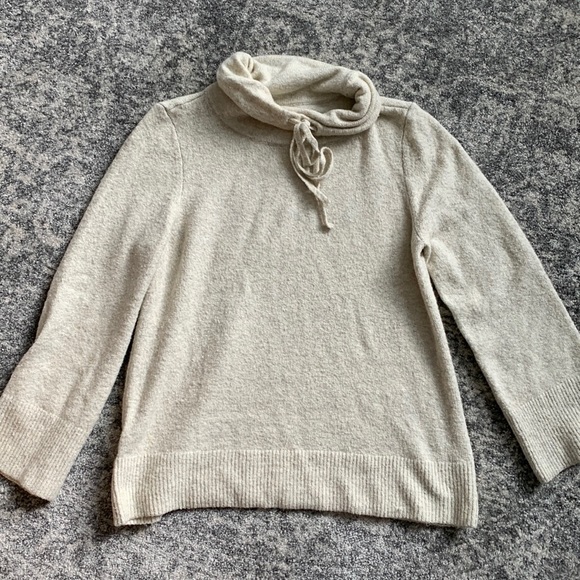 LOFT Sweaters - Loft Alpaca Blend Sweater